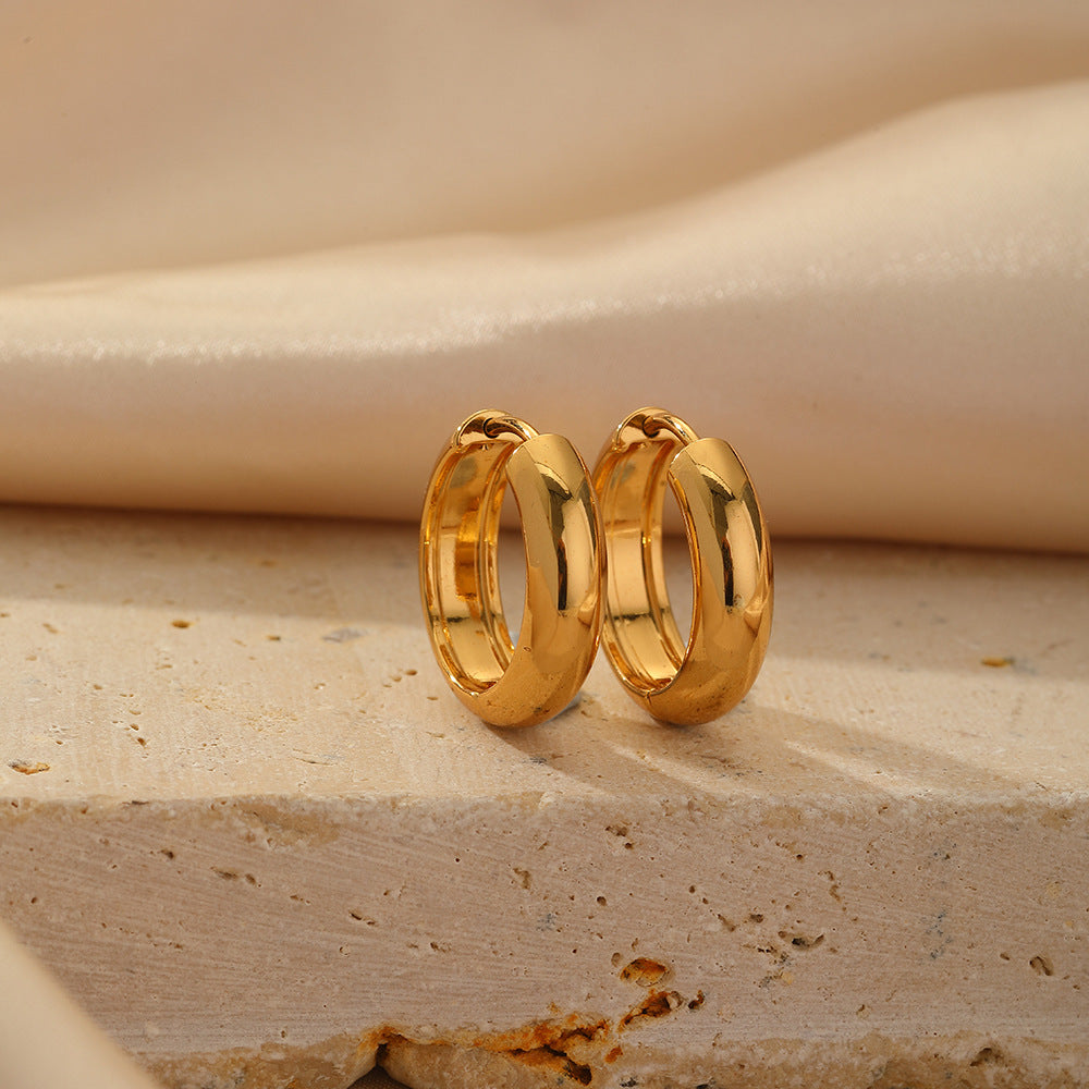 Chunky Hoop Earring | 14mm | Gold