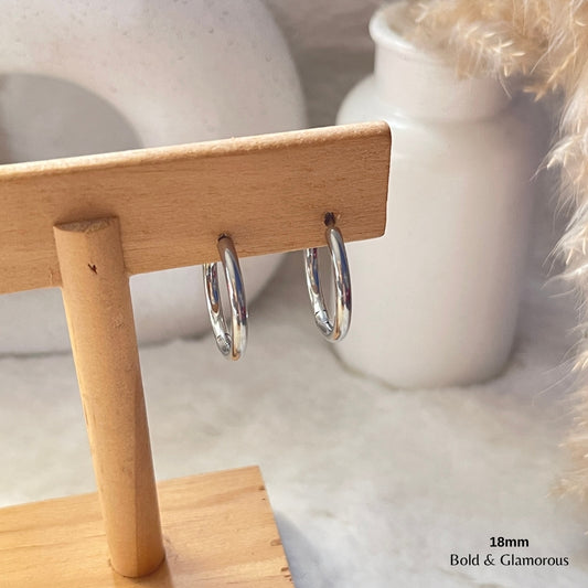 Simple Hoop Earring | 18mm | Silver