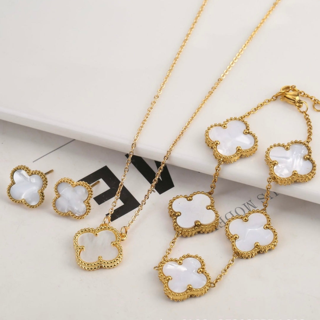 Clover Jewelry Set | White