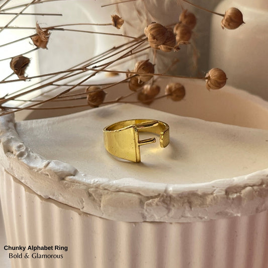 Chunky Alphabet Ring | F | Gold