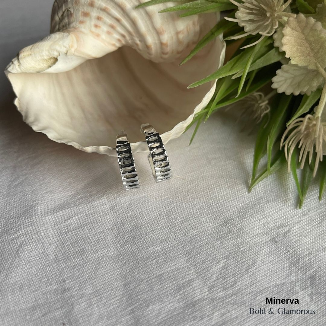 Half Hoop Earring | Minerva