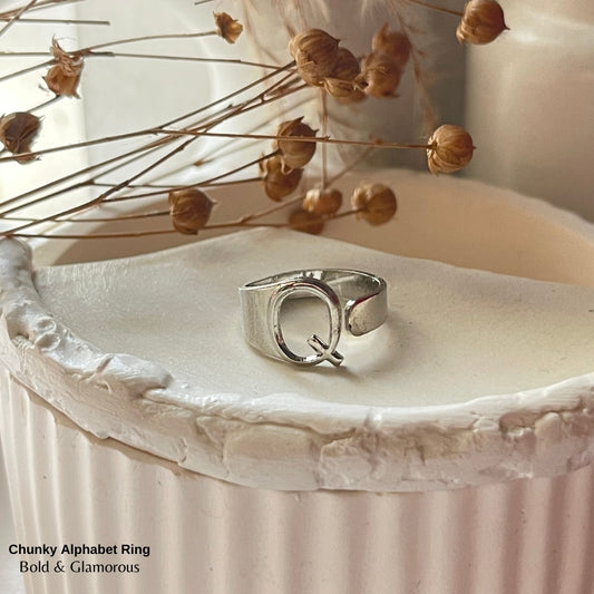 Chunky Alphabet Ring | Q | Silver