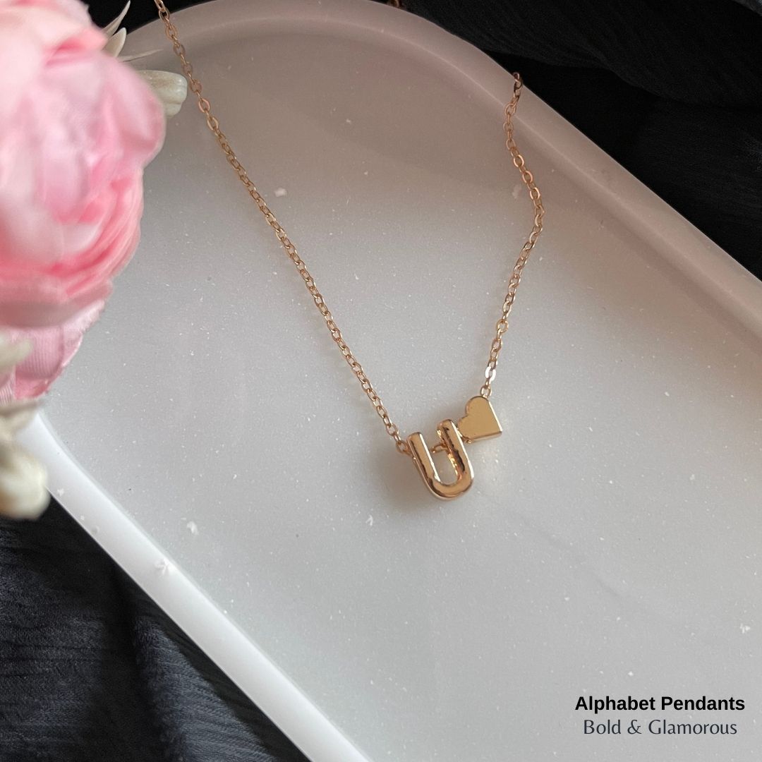 Alphabet Pendant U