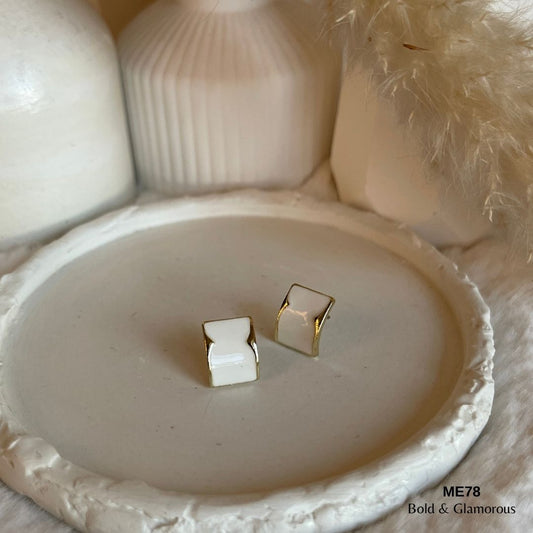 Stud Earring | ME78 | Essa | White
