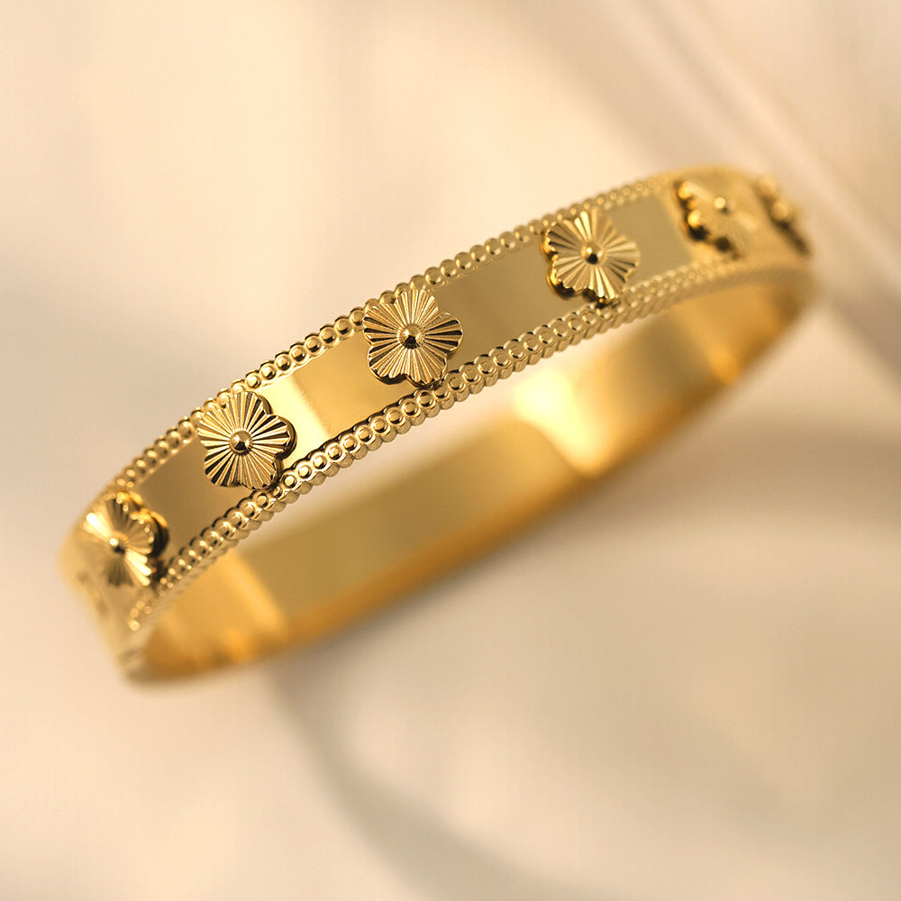 Bangle Bracelet | BB67 | Gold