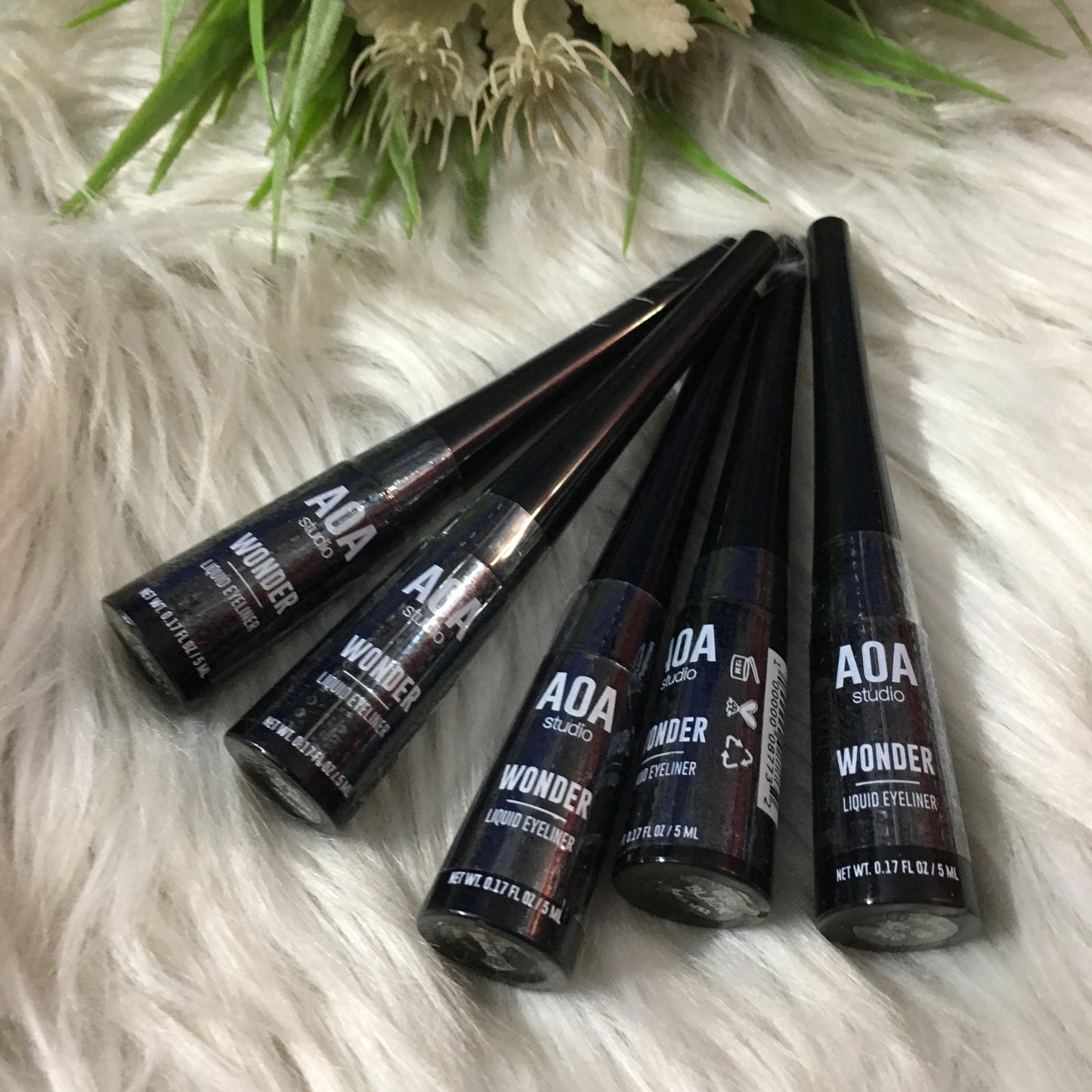 AOA Wonder Liquid Eyeliner | Black