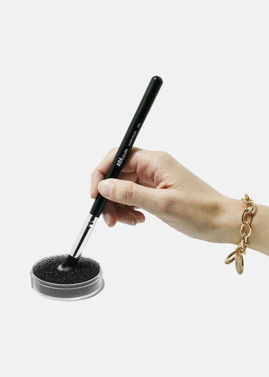 AOA Quick Brush Cleaner