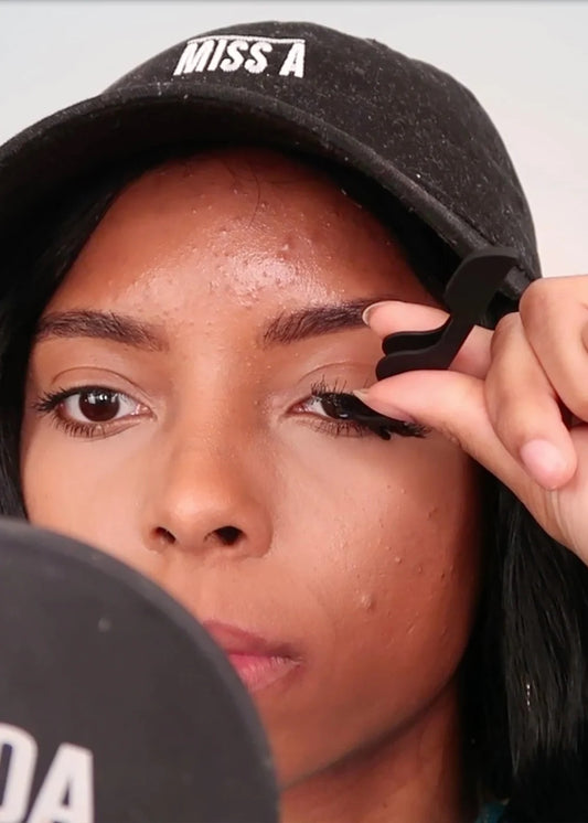 AOA Eyelash Applicator | Black