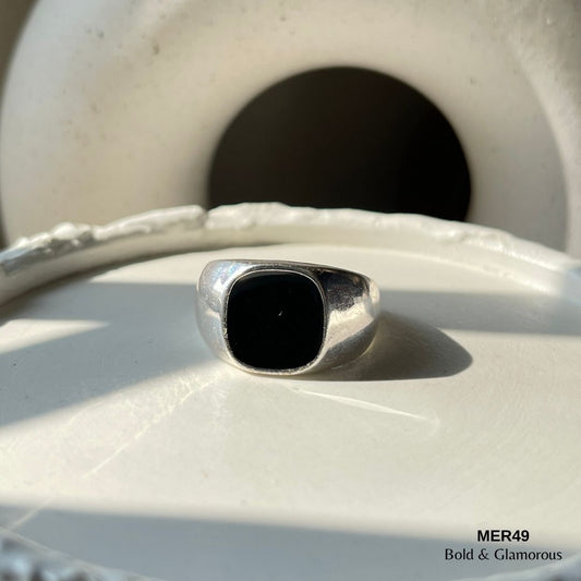 Black Signet Ring | MER49 | Silver