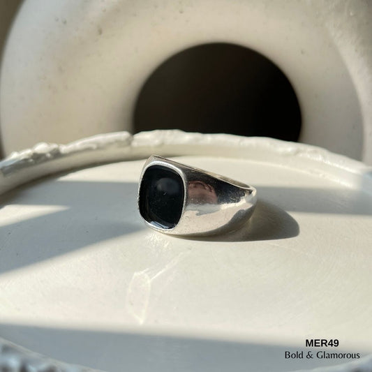 Black Signet Ring | MER49 | Silver