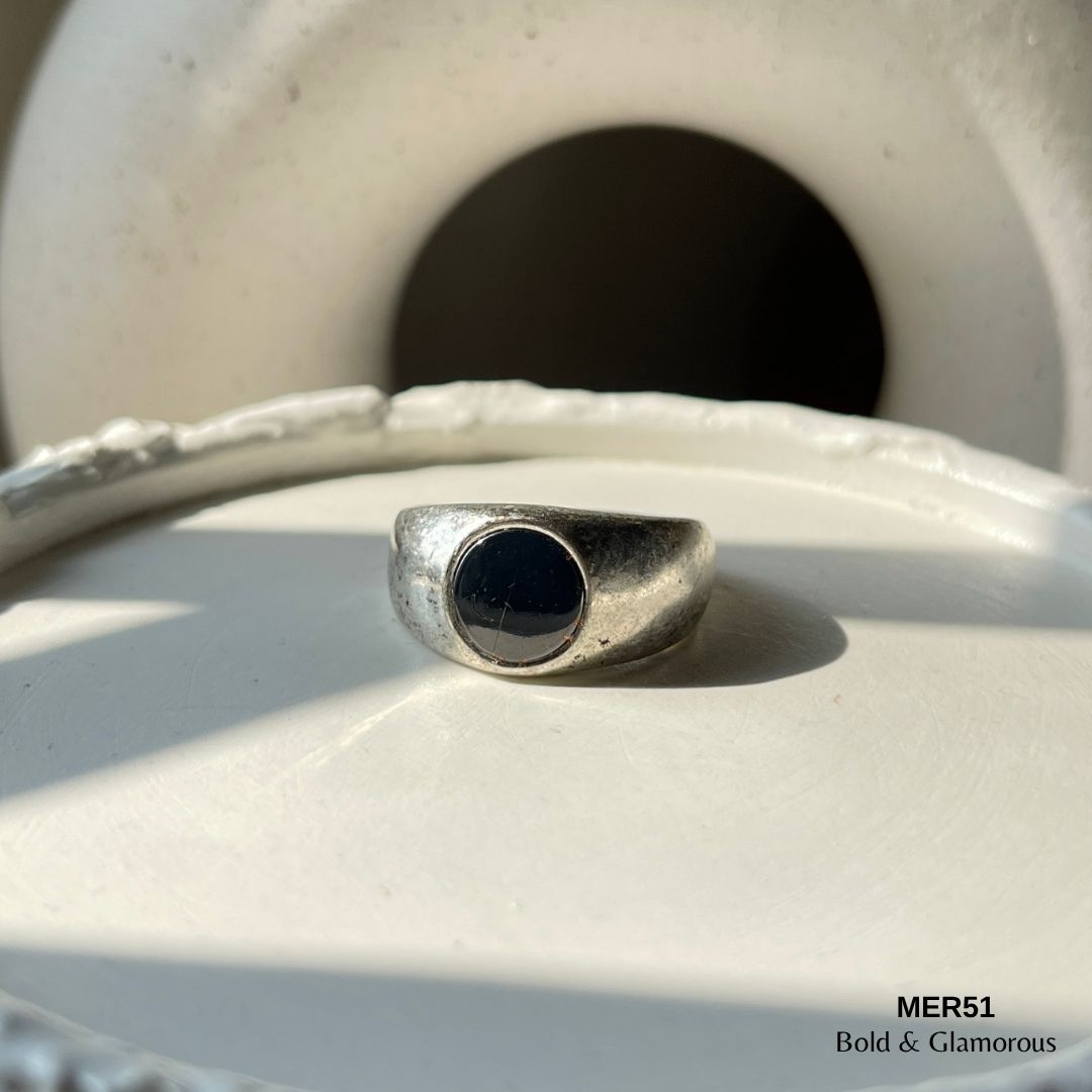 Black Signet Ring | MER51 | Silver