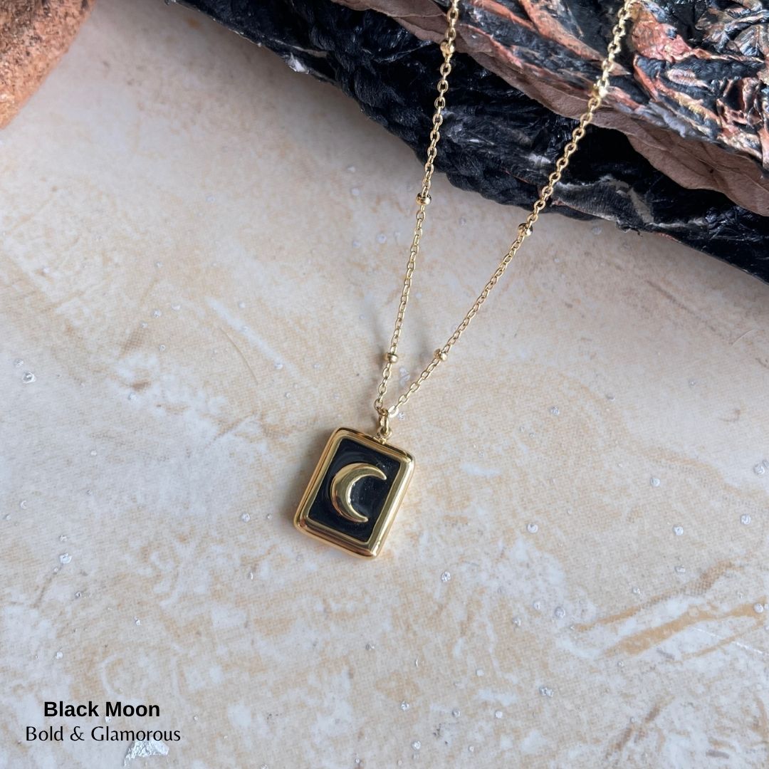 Necklace | SN182 | Black Moon