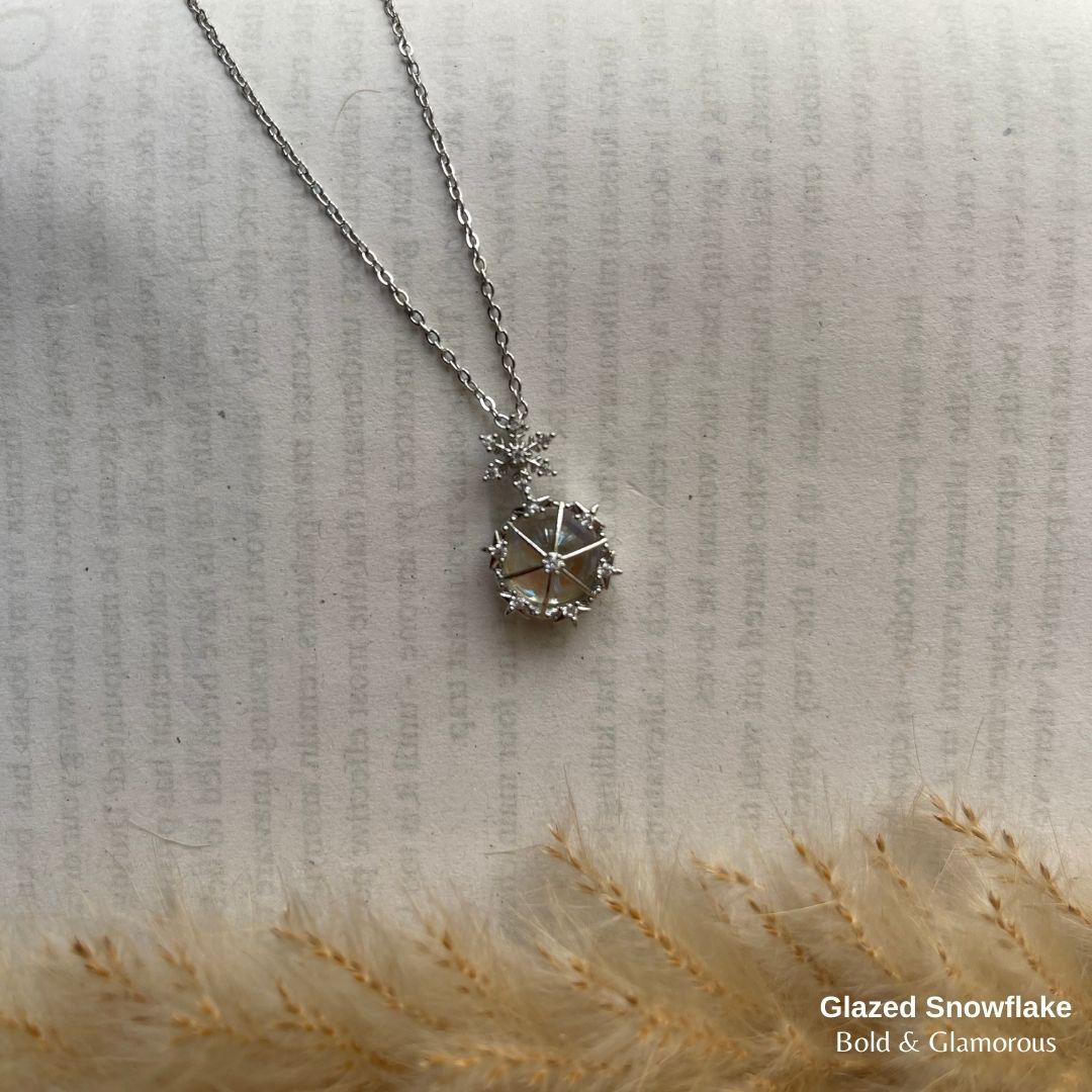 Necklace | SN98 | Glazed Snowflake | Silver