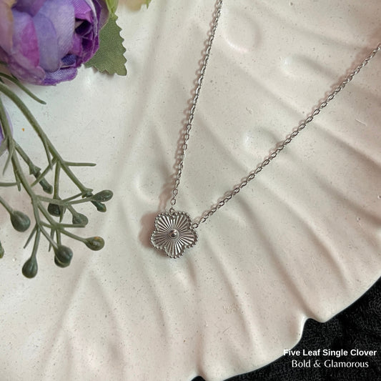 Necklace | SN339 | Five Leaf Single Clover Silver