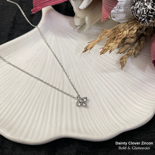 Necklace | SN367 | White Diamond Four-Leaf Clover | Silver