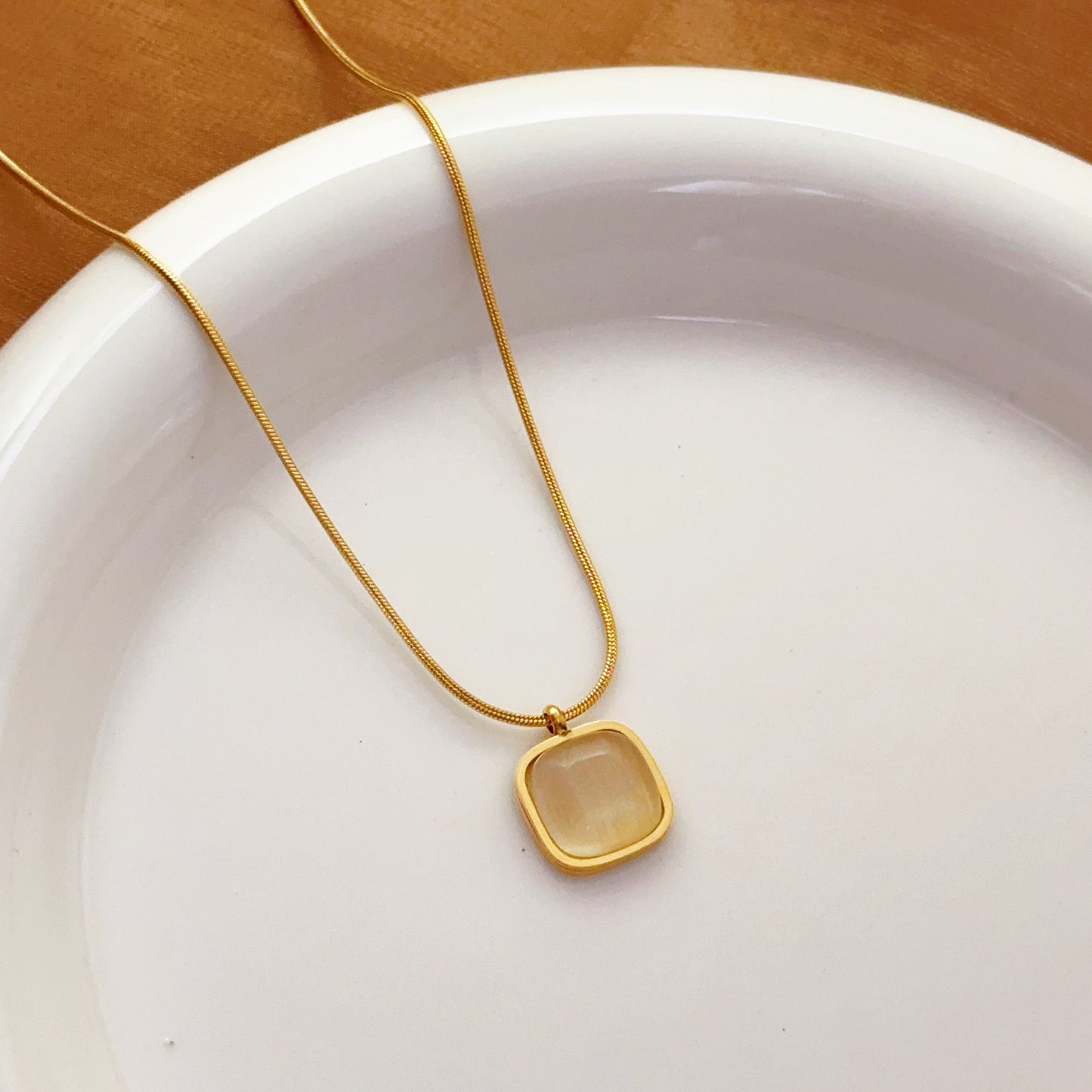 Necklace | SN271 | Sugar Square - White