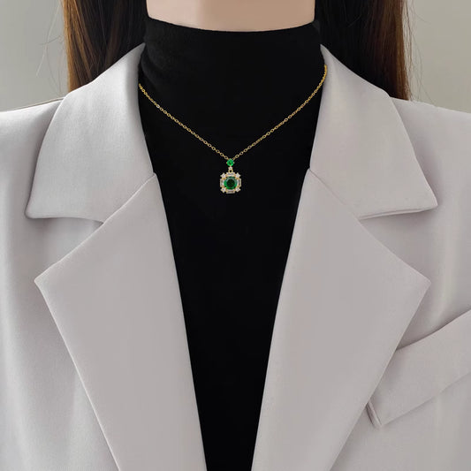 Necklace | SN275 | Emerald Square