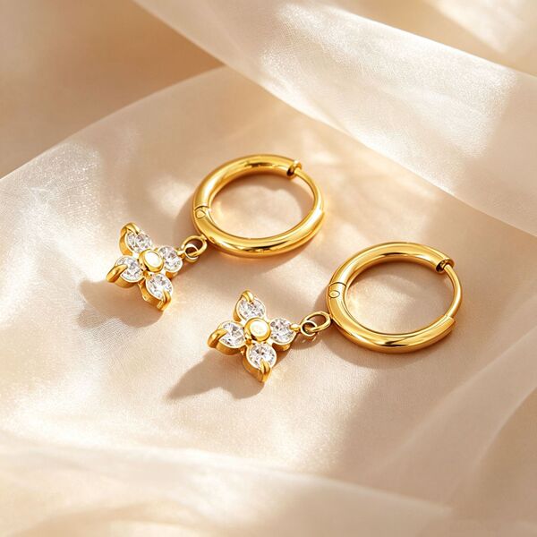 Hoop Earring White Diamond Clover
