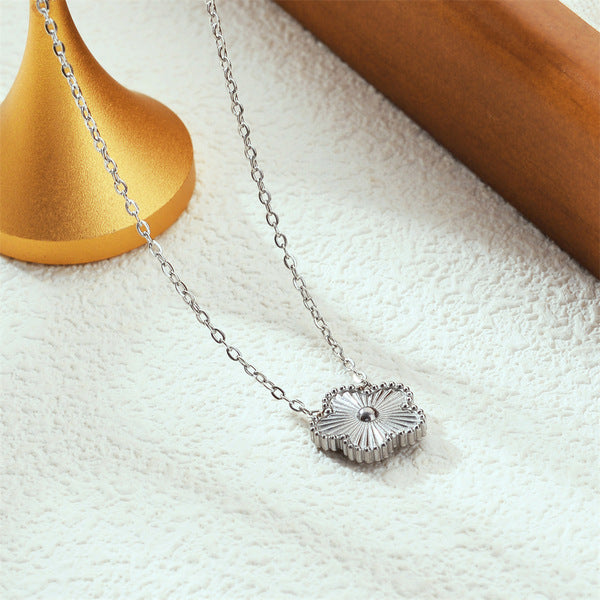 Necklace | SN339 | Five Leaf Single Clover Silver