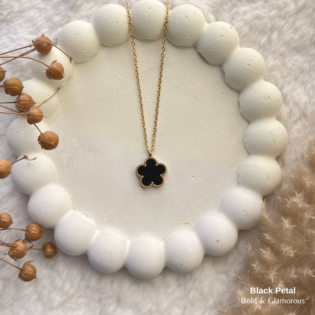 Necklace | SN204 | Black Petal