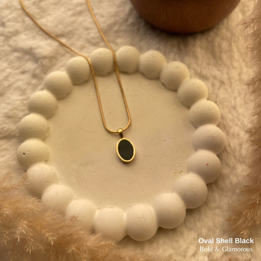 Necklace | SN219 | Oval Shell Black