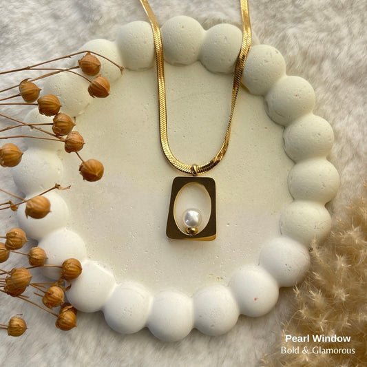 Necklace | SN224 | Pearl Window