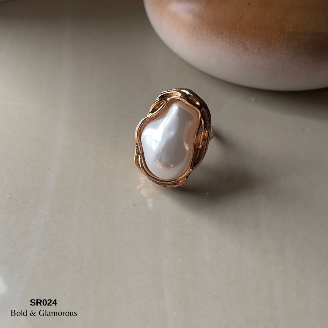 Baroque Pearl Oval Ring | SR024