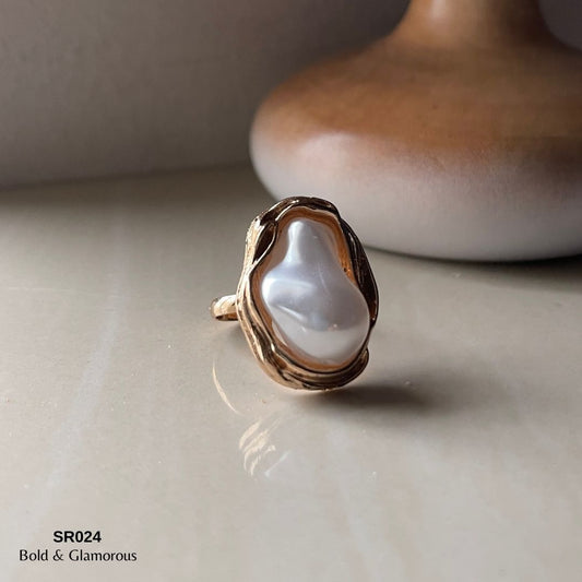 Baroque Pearl Oval Ring | SR024