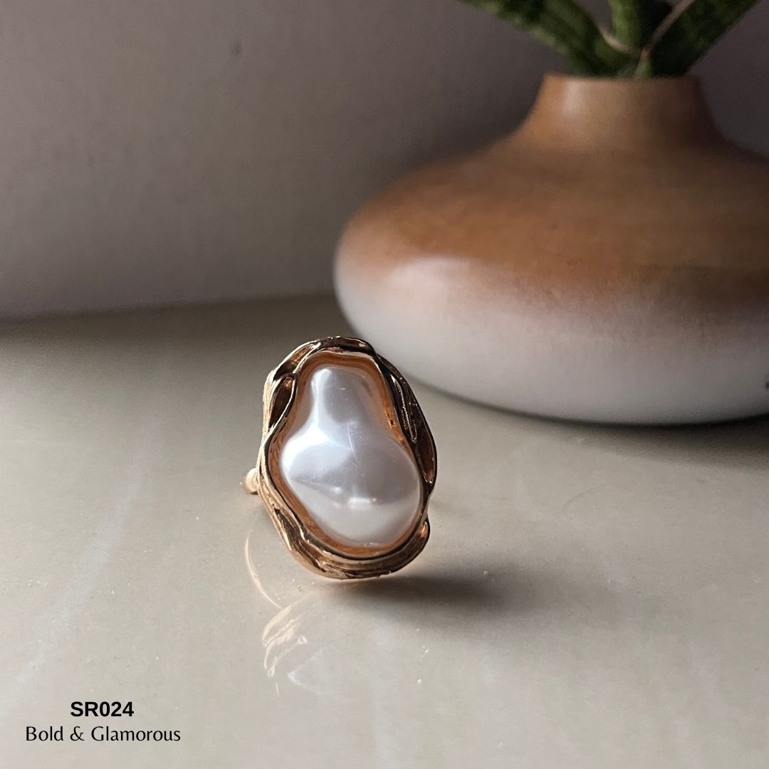 Baroque Pearl Oval Ring | SR024