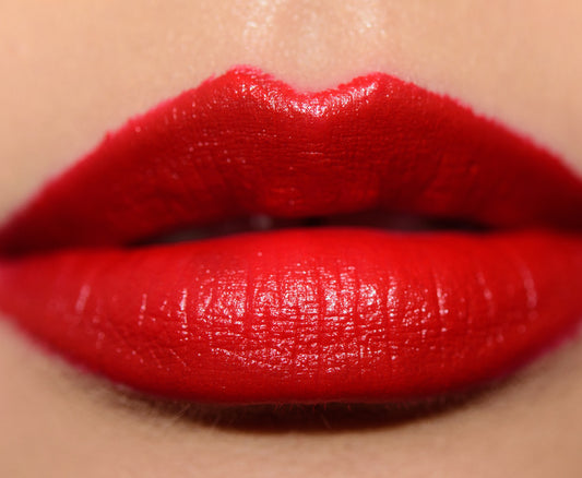 Kat Von D | Underage Red | Mini