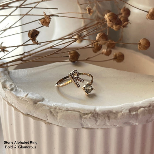 Stone Alphabet Ring | R | Gold
