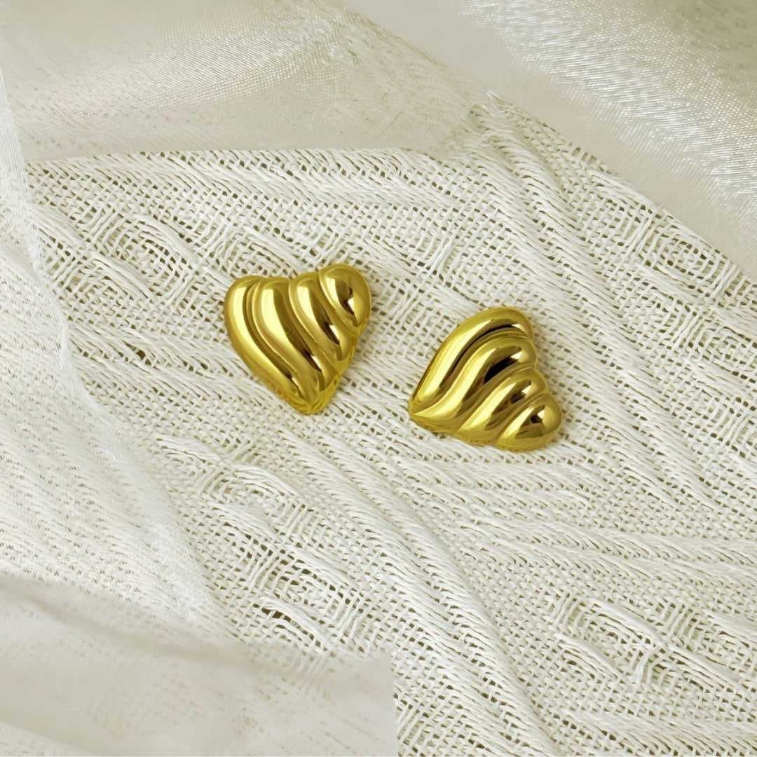 Statement Earring | STE012 | Curved Heart Earring