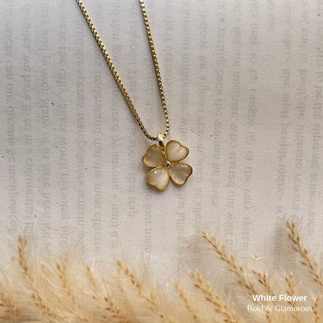 Necklace | SN109 | White Flower