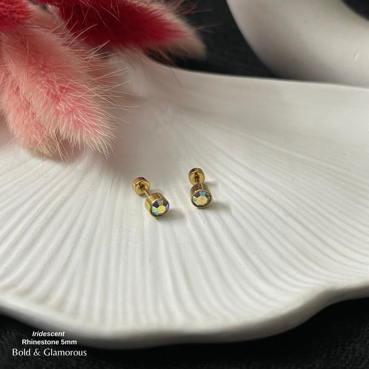Screwback Stud Earring | Rhinestone 5mm | Iridescent