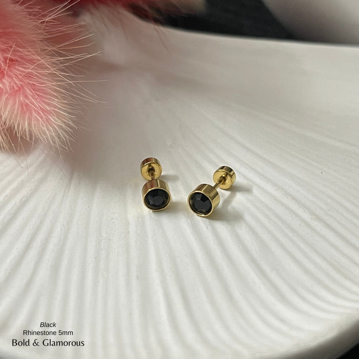 Screwback Stud Earring | Rhinestone 5mm | Black
