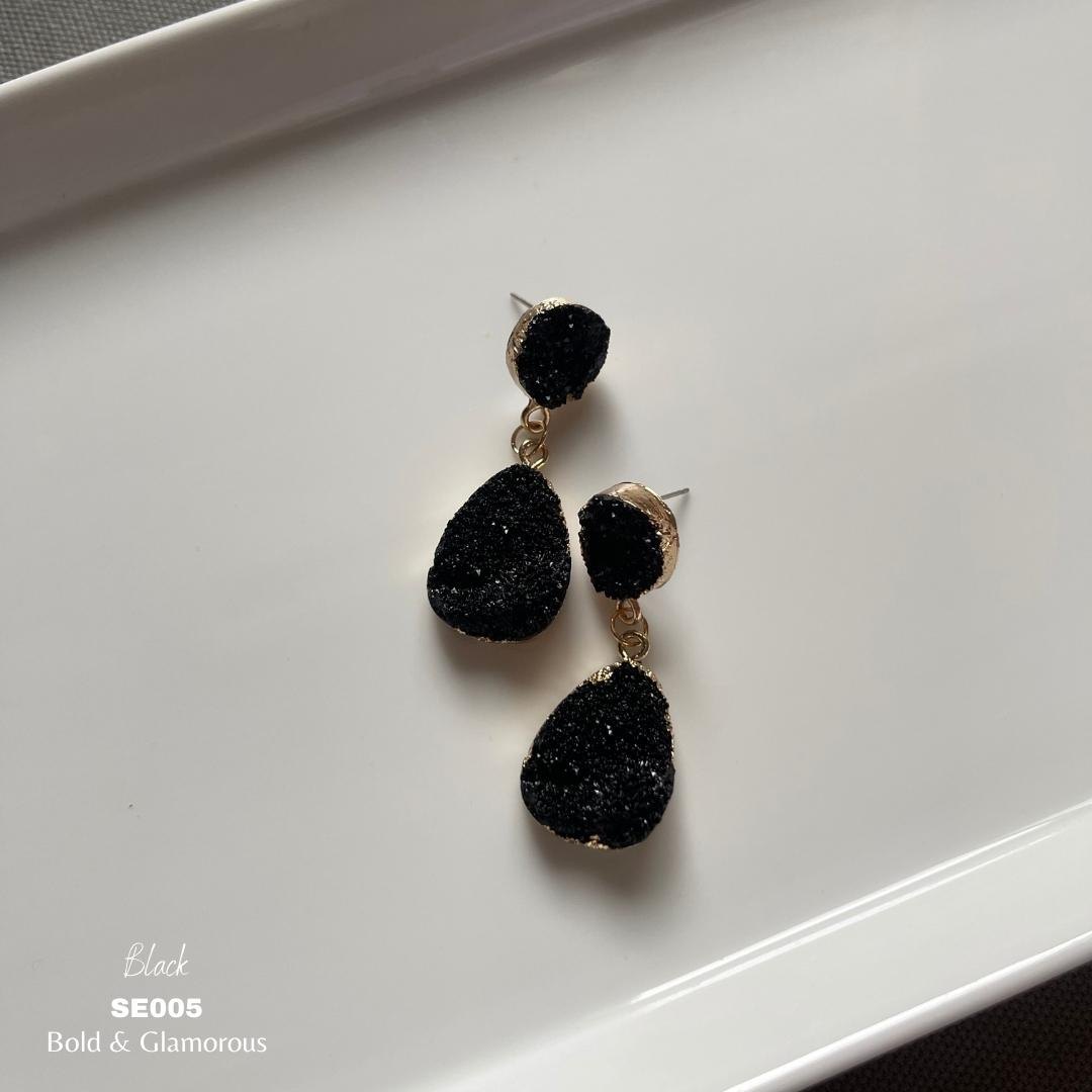 Cluster Crystal Earring | SE005 | Black