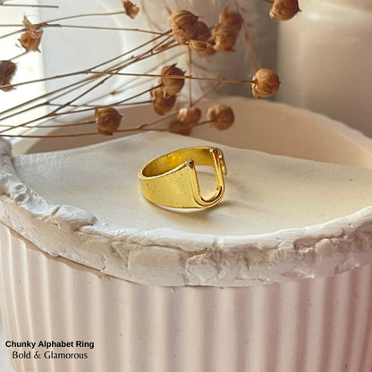 Chunky Alphabet Ring | U | Gold