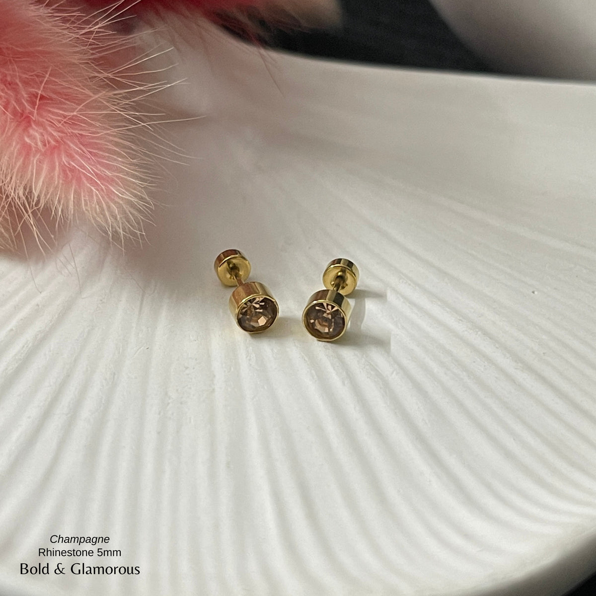 Screwback Stud Earring | Rhinestone 5mm | Champagne