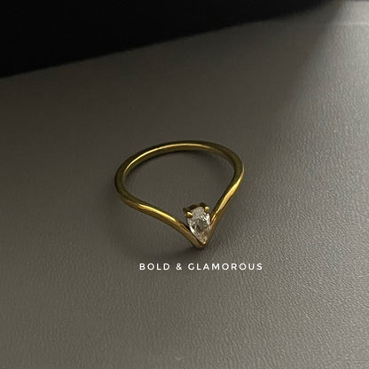 Stone Ring | SR266 | V Water Drop