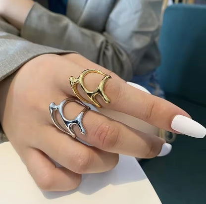 Hollow Branch Ring | SR053 | Gold