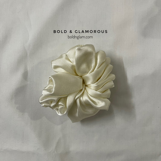 Japanese Silk Scrunchies #7 Ivory