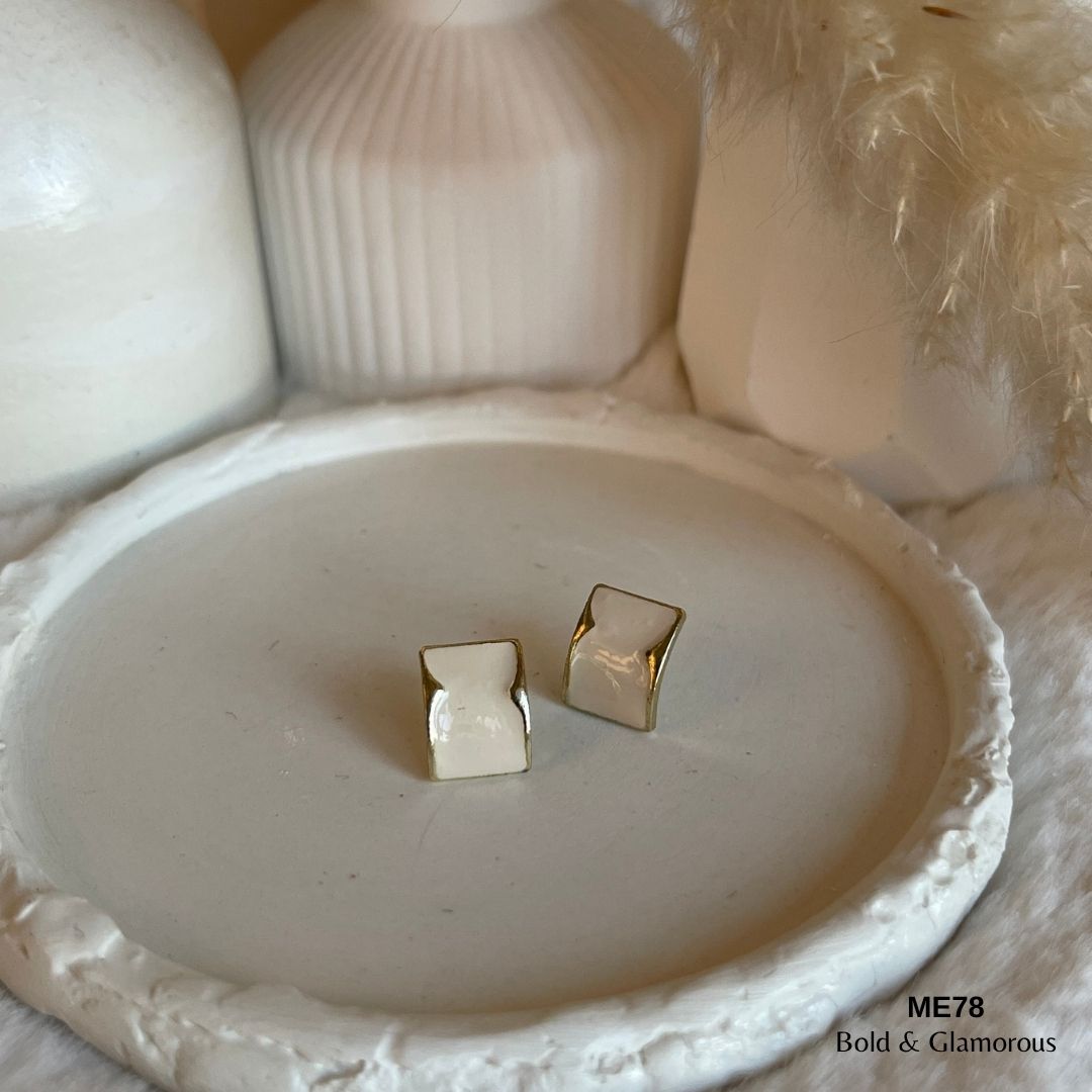 Stud Earring | ME78 | Essa | Beige