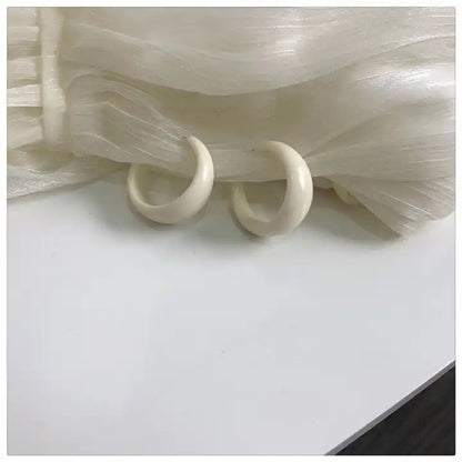 Classic Acrylic Earring | SE032 | White