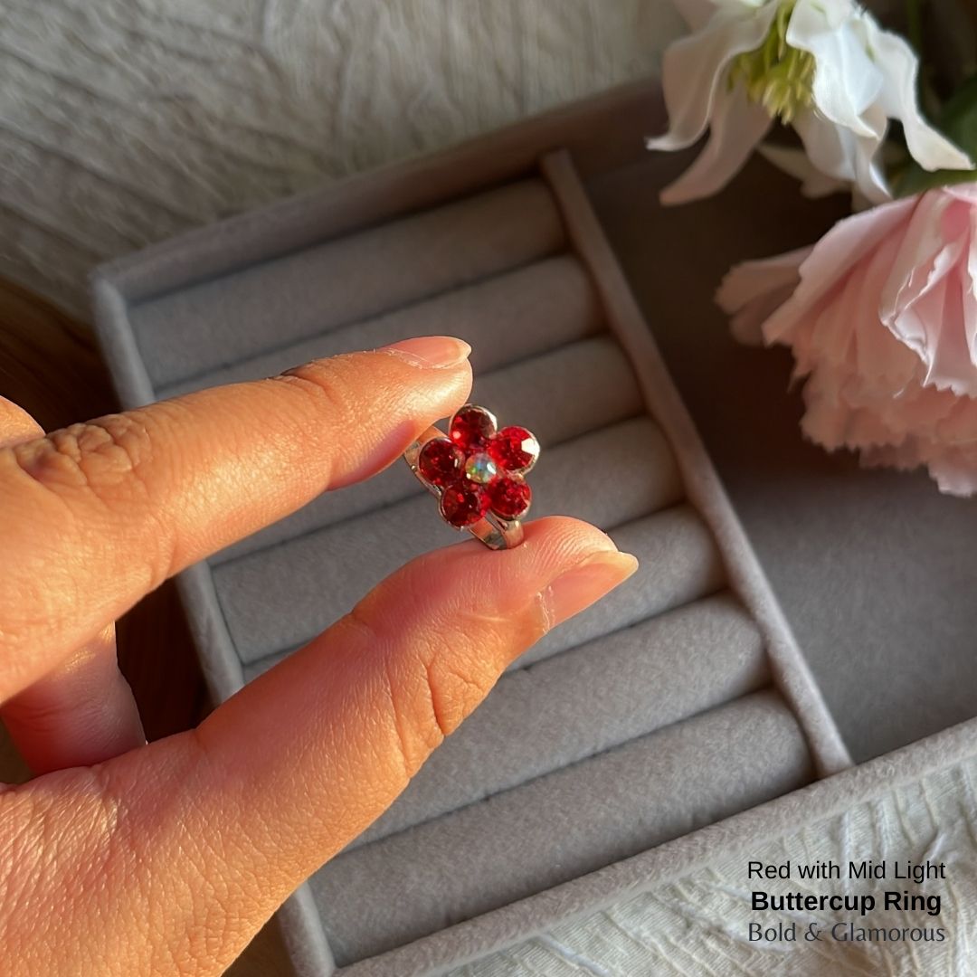 Buttercup Ring | BUCR01  | Red with Mid Light