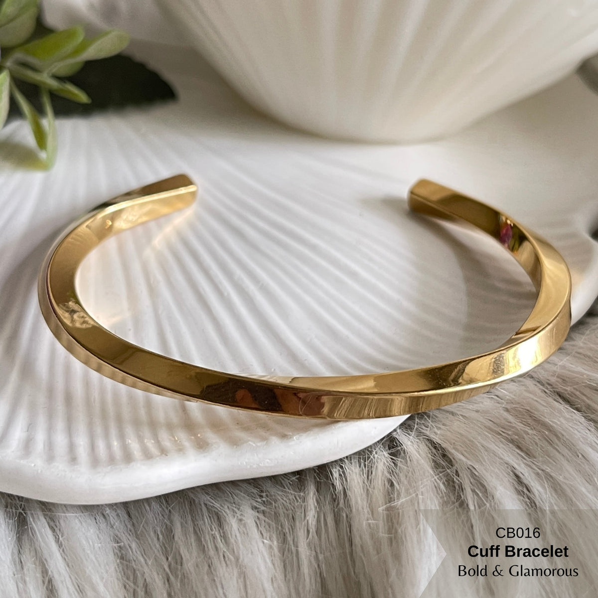 Cuff Bracelet | CB016