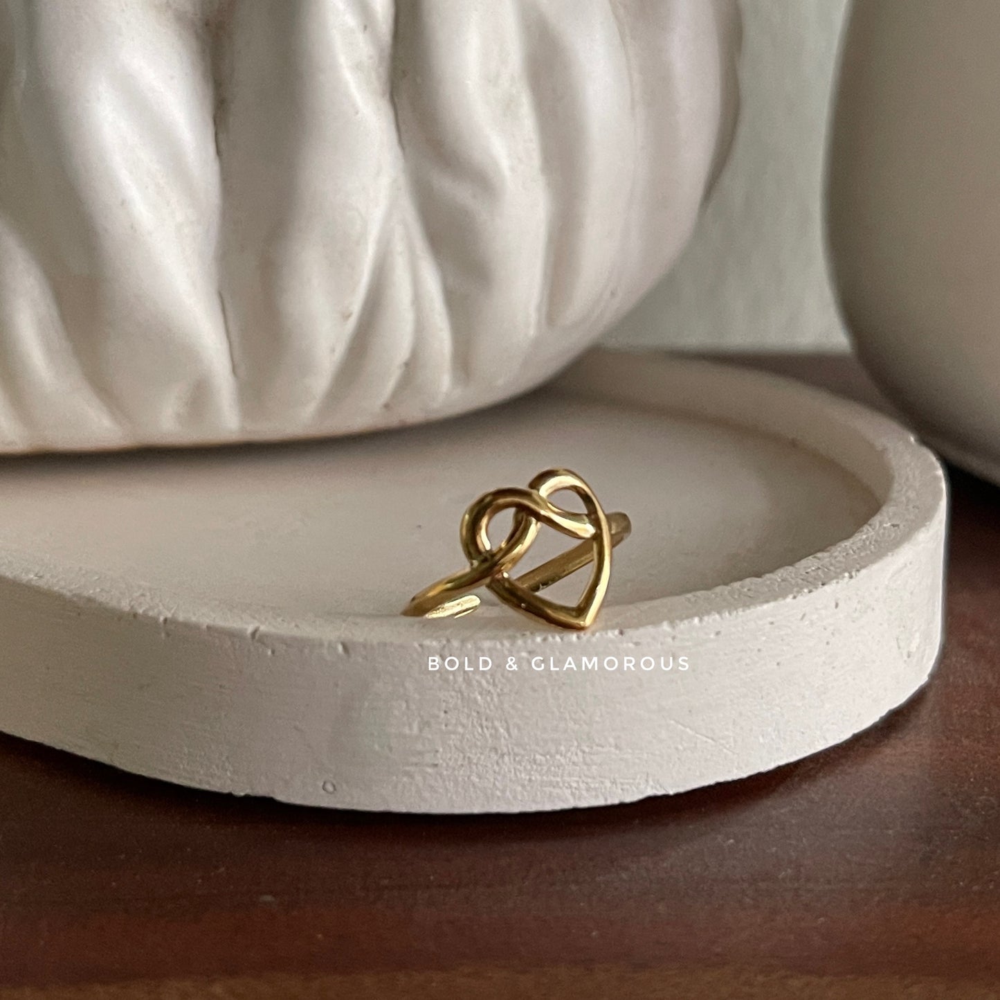 Minimal Ring | SR268 | Knotted Heart