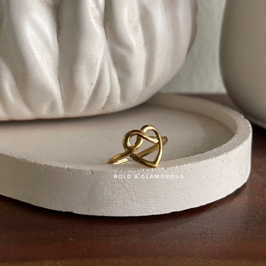 Minimal Ring | SR268 | Knotted Heart