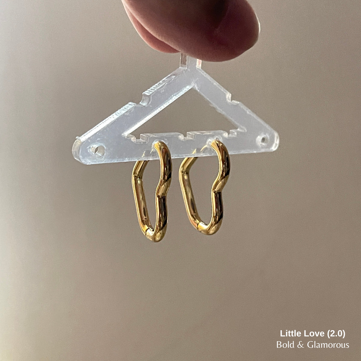 Shape Hoop Earring 2.0 | Little Love | Gold