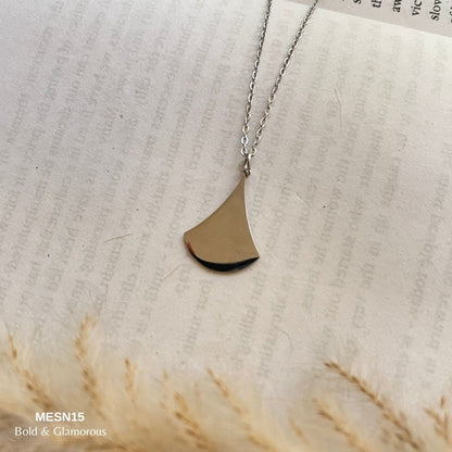 Necklace | MESN15 | Triangular