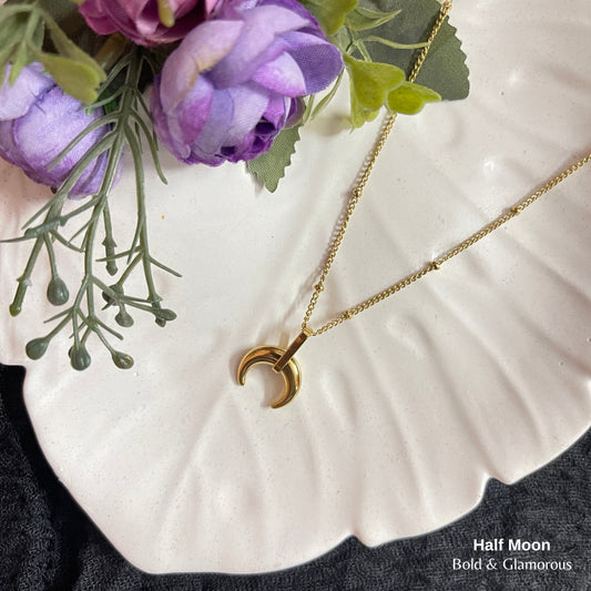 Necklace | SN269 | Half Moon